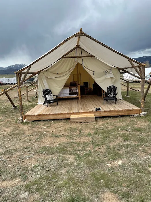 Yellowstone Dreamin Camp Picture 3