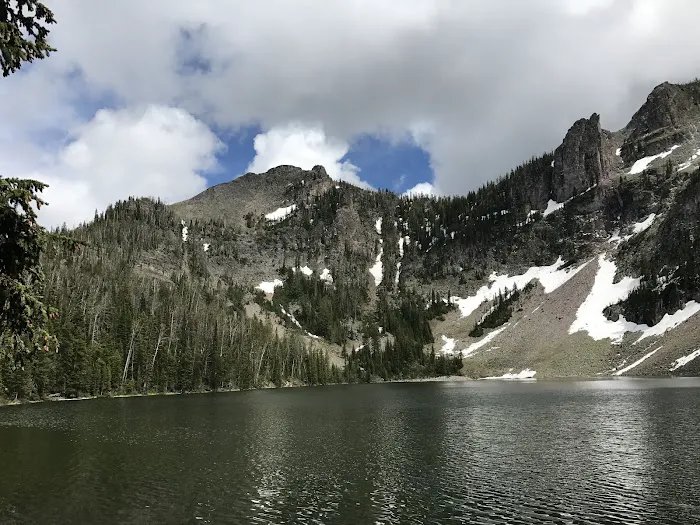 Crescent Lake WE6 Picture 1