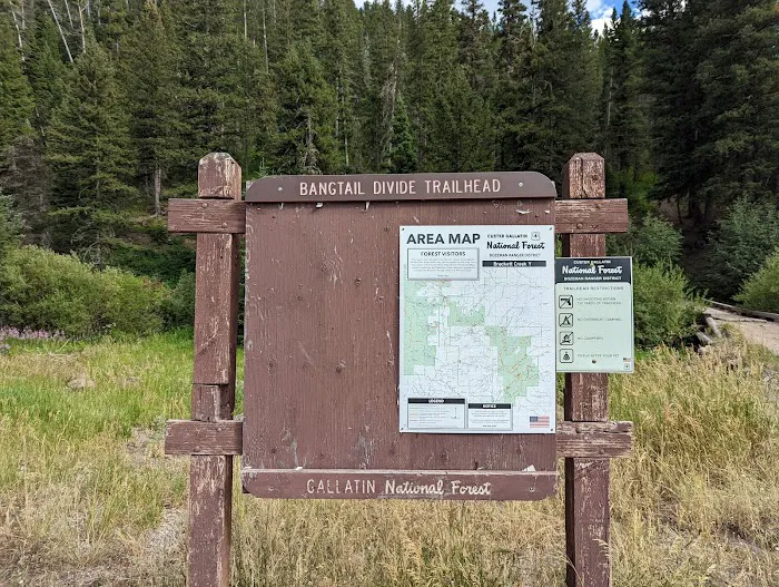 Brackett Creek Trailhead Picture 9
