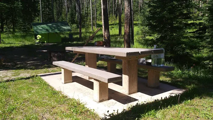 Many Pines Campground Picture 10