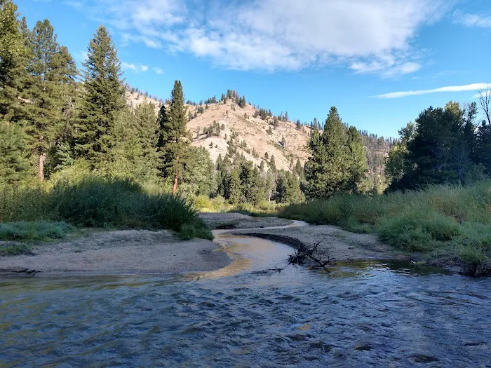 Dog Creek Campground Picture 1