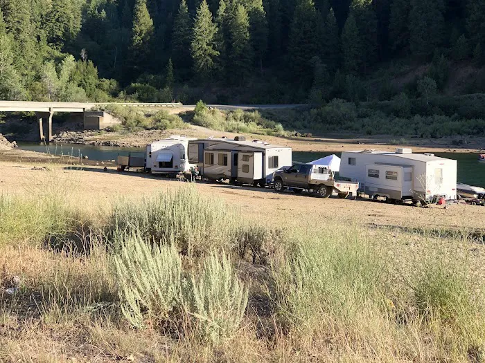 Curlew Creek Campground Picture 3