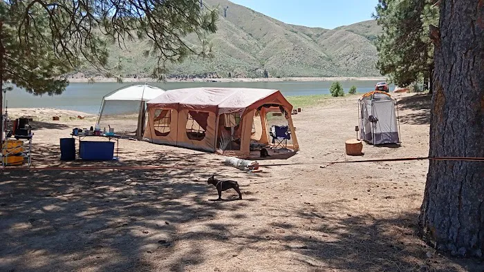 Irish Point Dispersed Campground Picture 9