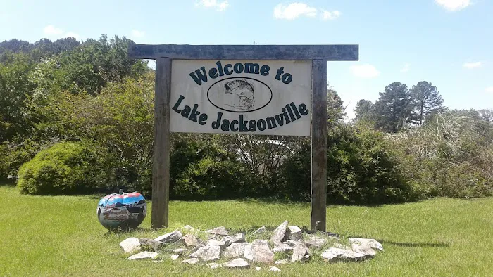 Lake Jacksonville Park Picture 4