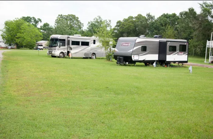 Lavender RV Park Picture 1