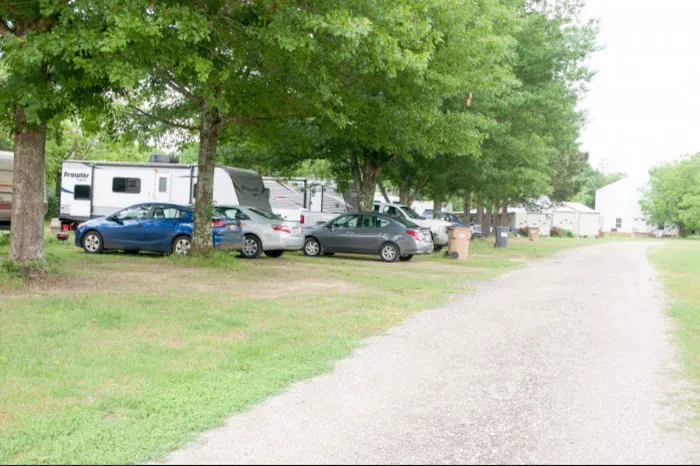 Lavender RV Park Picture 4