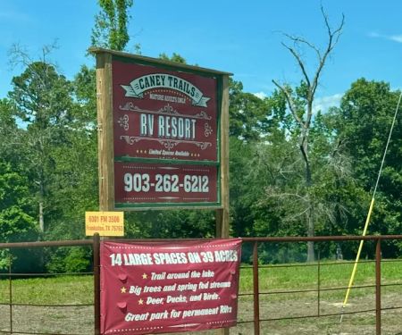 Caney Trails RV Resort