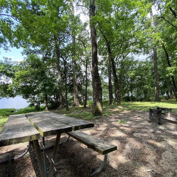 S13 Campsite with Shelter Picture 3