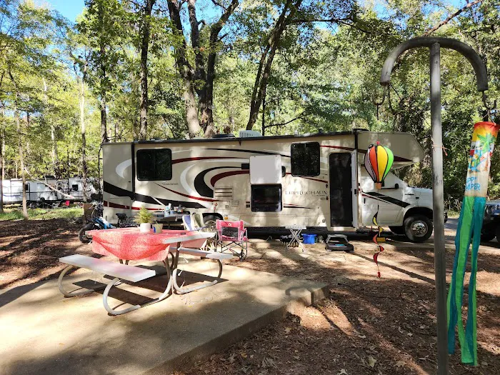 Cherokee Trace Camping Area, Water and Electric Sites Picture 7