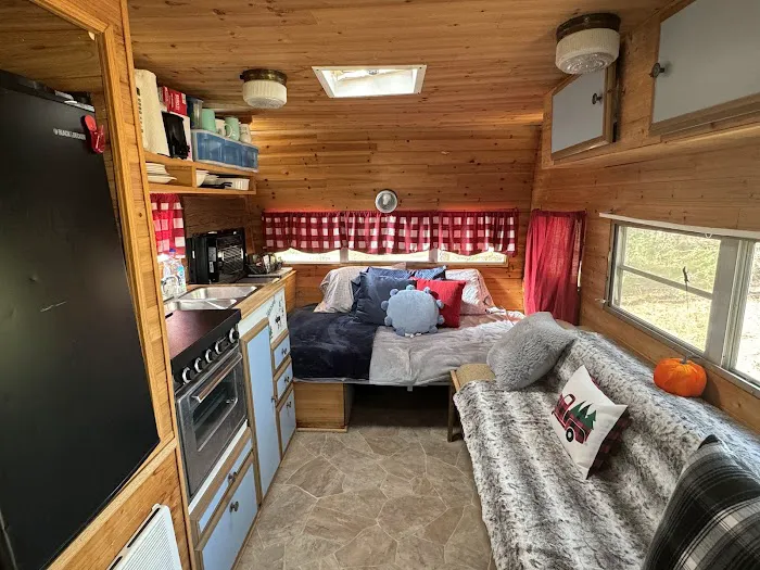 Outpost 203 - Camp & Glamp Picture 8