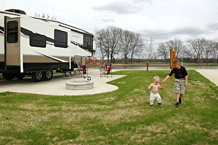 Canton KOA Holiday Picture 3