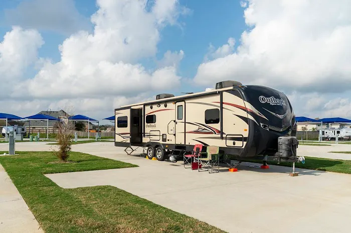 Houston / Med Center KOA Holiday Picture 10
