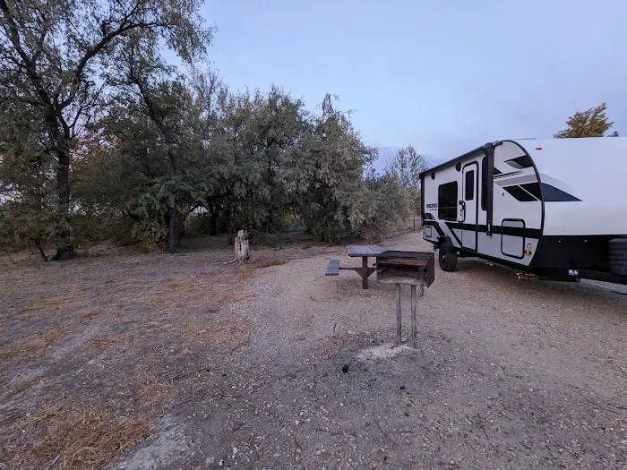 Martin's Landing Campground Picture 4