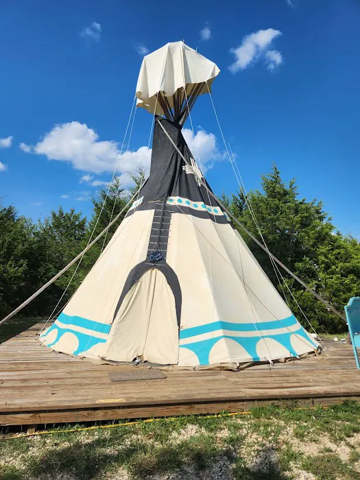 The Arrowhead Tipi Resort Picture 6