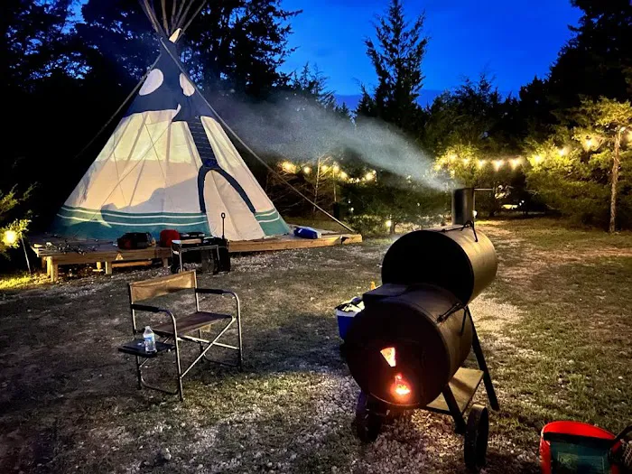 The Arrowhead Tipi Resort Picture 5