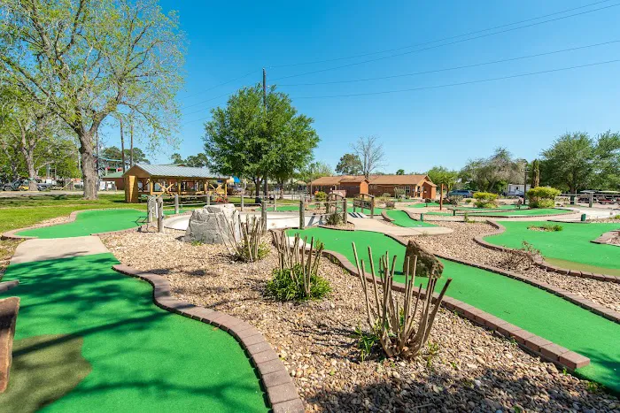 Jellystone Park™ Waller Picture 4