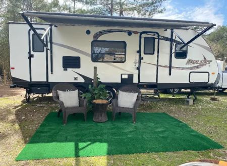 Grizzly Pines - Gay Campground