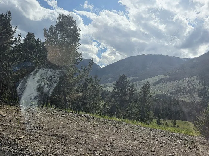 Beartooth RD Picture 2