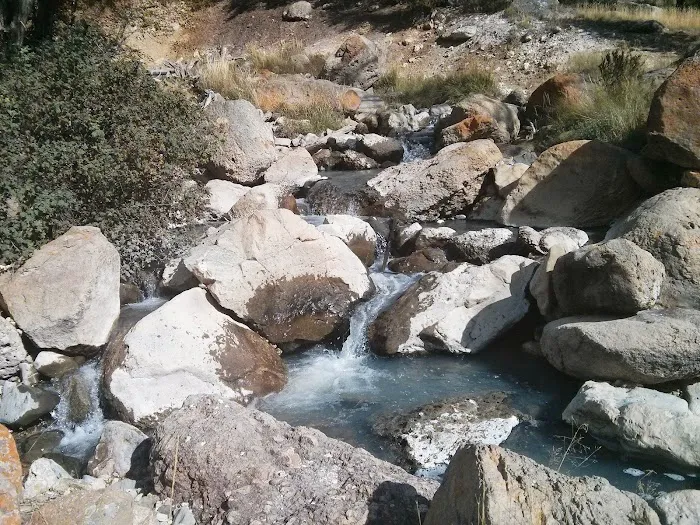 Seven Mile Hole Picture 5