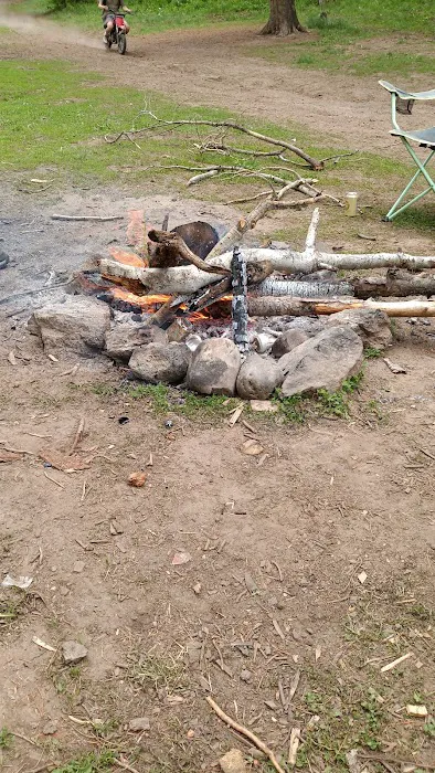 Luthy Meadow Camp Site Picture 5