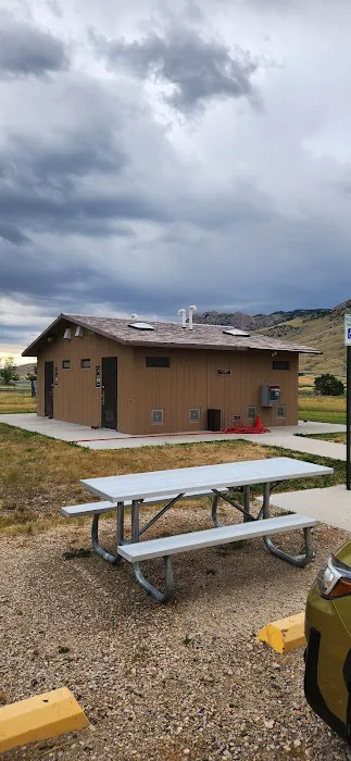 North Fork Campground - Buffalo Bill State Park Picture 2