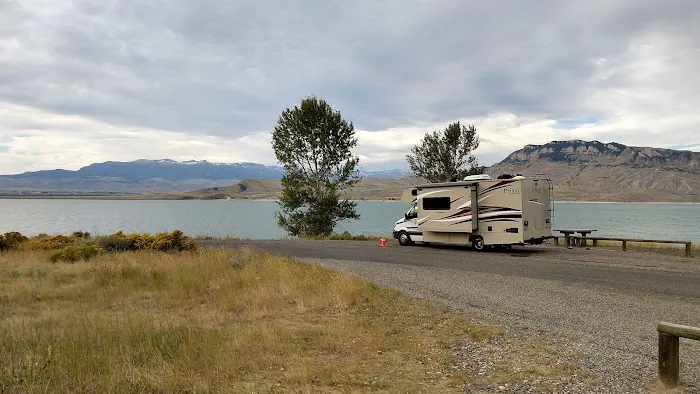 Buffalo Bill State Park - Lake Shore Campground Picture 1