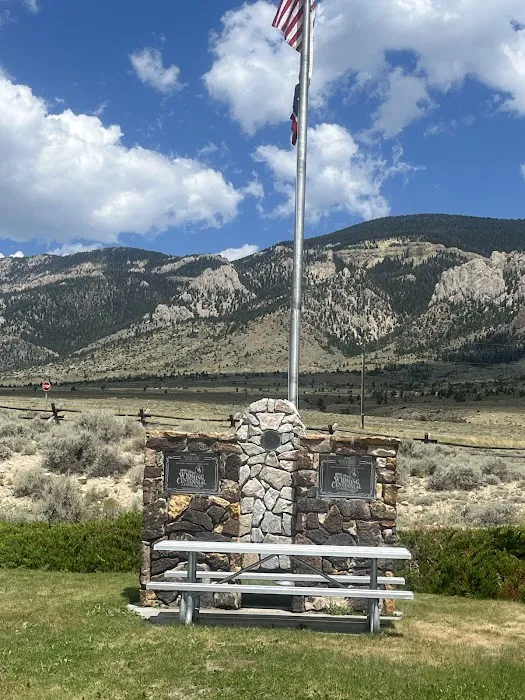 Buffalo Bill State Park - Lake Shore Campground Picture 4