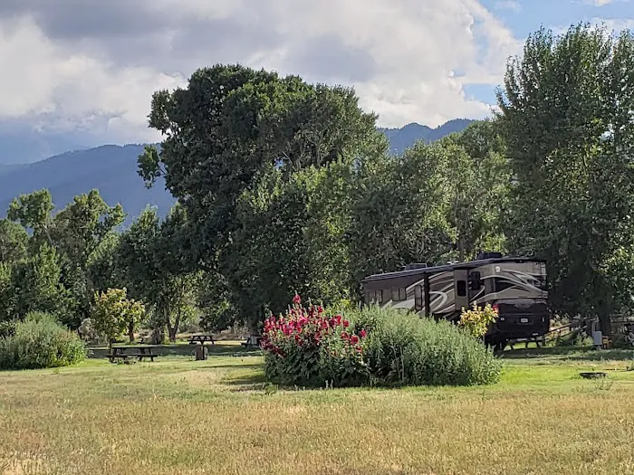 Homestead Campground Picture 9