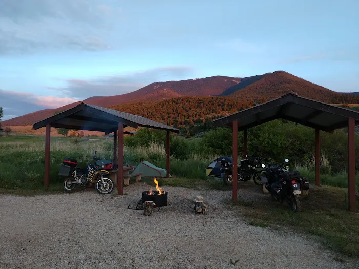 Sage Creek Campground Picture 6