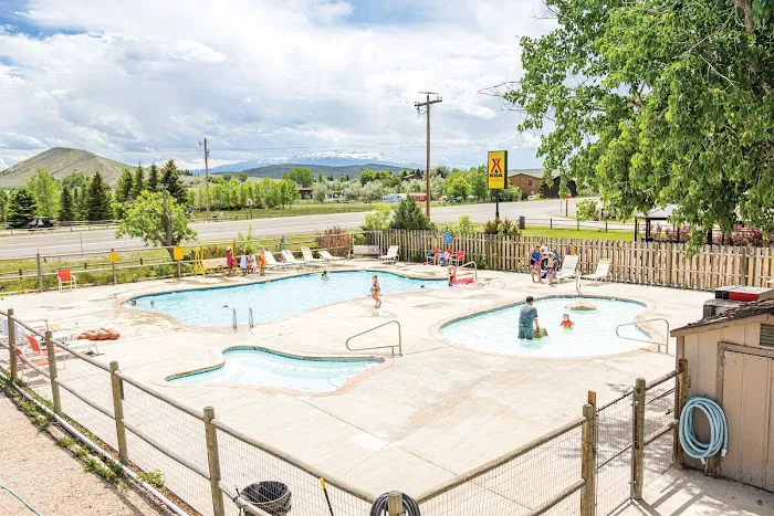 Cody / Yellowstone East KOA Holiday Picture 9