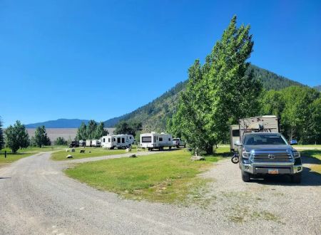 Riverside Park Campground
