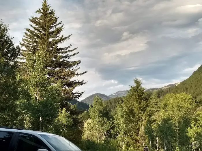 Big Elk Group Campground Picture 2