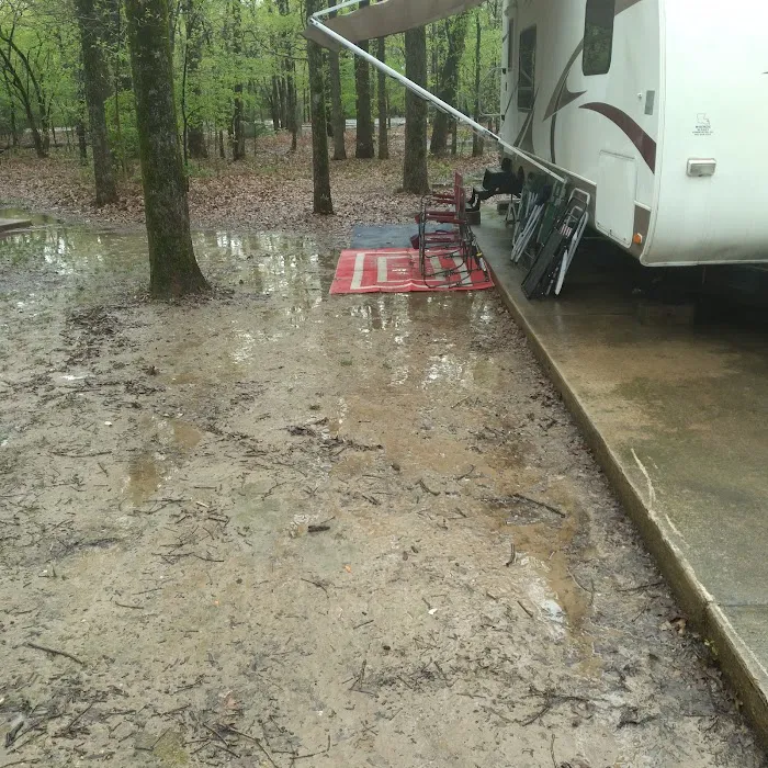 Liberty Grove Campground Picture 4