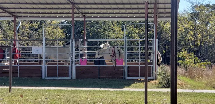 Bluestem Grove Equestrian Camping Picture 3