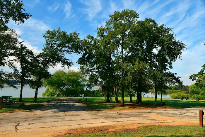Hickory Creek COE Campground Picture 7