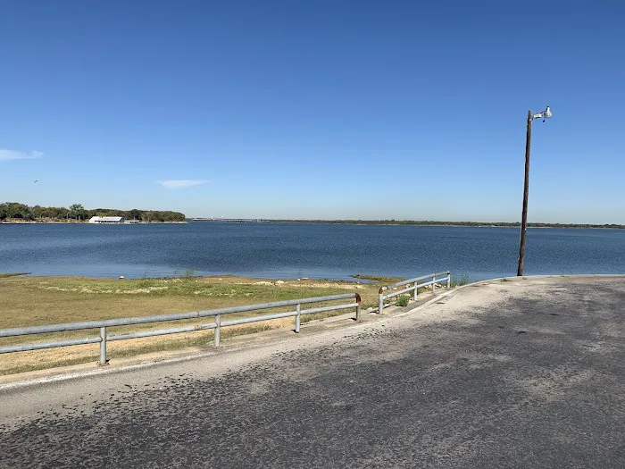 Lake Park Campground Picture 9