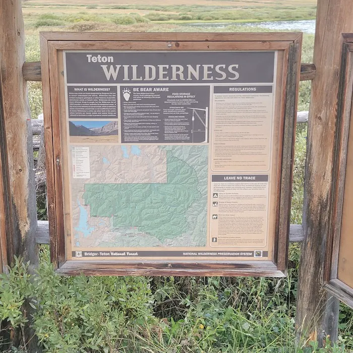 Brooks Lake Campground Picture 2