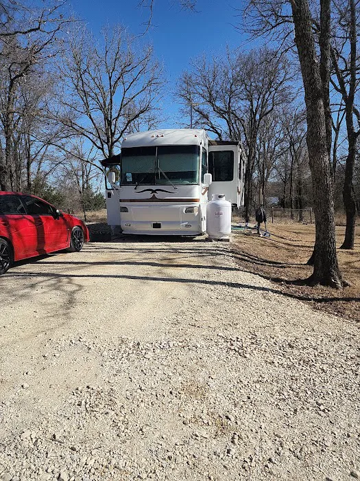 Coyote Creek RV Picture 4