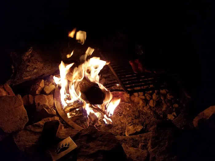 Middle Piney Lake Campground Picture 2