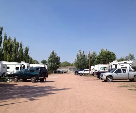 Lazy R Campground & Cabins