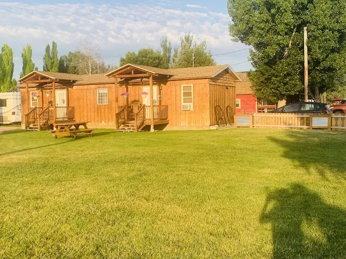 Lazy R Campground & Cabins Picture 10