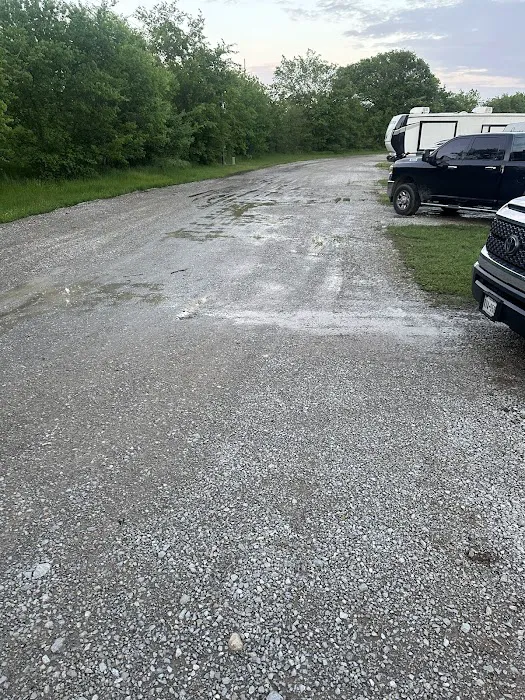 Creekside at Red River Rose RV Resort Picture 3