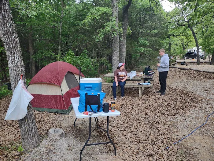 Dukes Forest Campground Picture 10