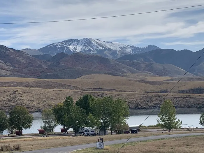 Devil Creek Reservoir Picture 8