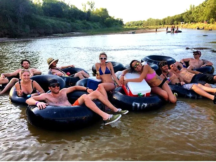Hillbilly Haven Tubing Picture 6