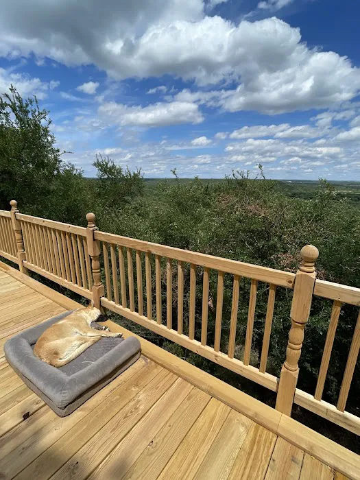 Cross Timbers Glamping Company Picture 2