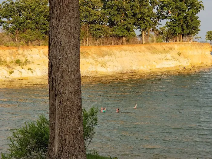 Preston Bend Campground Picture 10