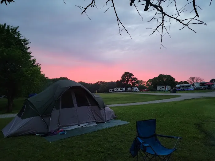 Ben's Campground Picture 10