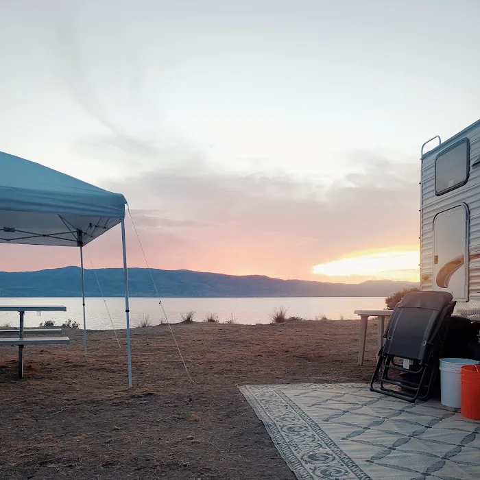 Rainbow Cove Campground Picture 8