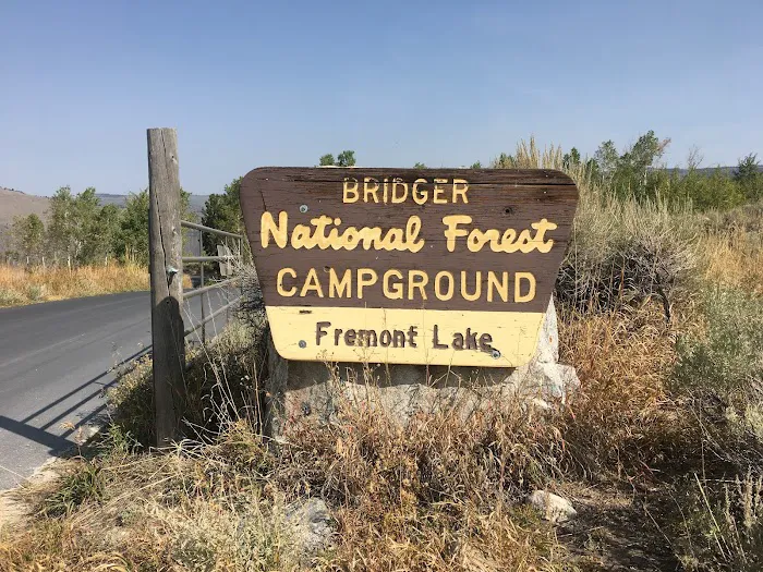 Fremont Lake Campground Picture 5